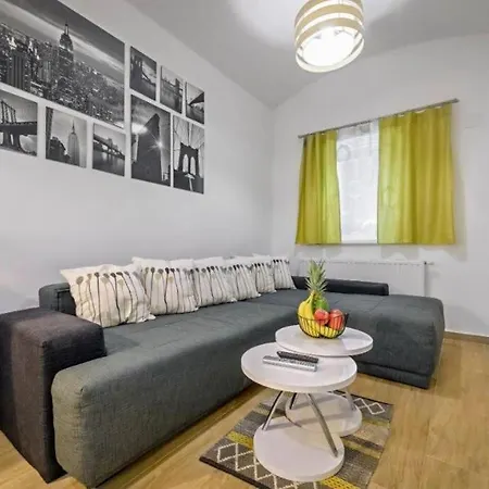 One Downtown Apartment Zagreb Exterior photo