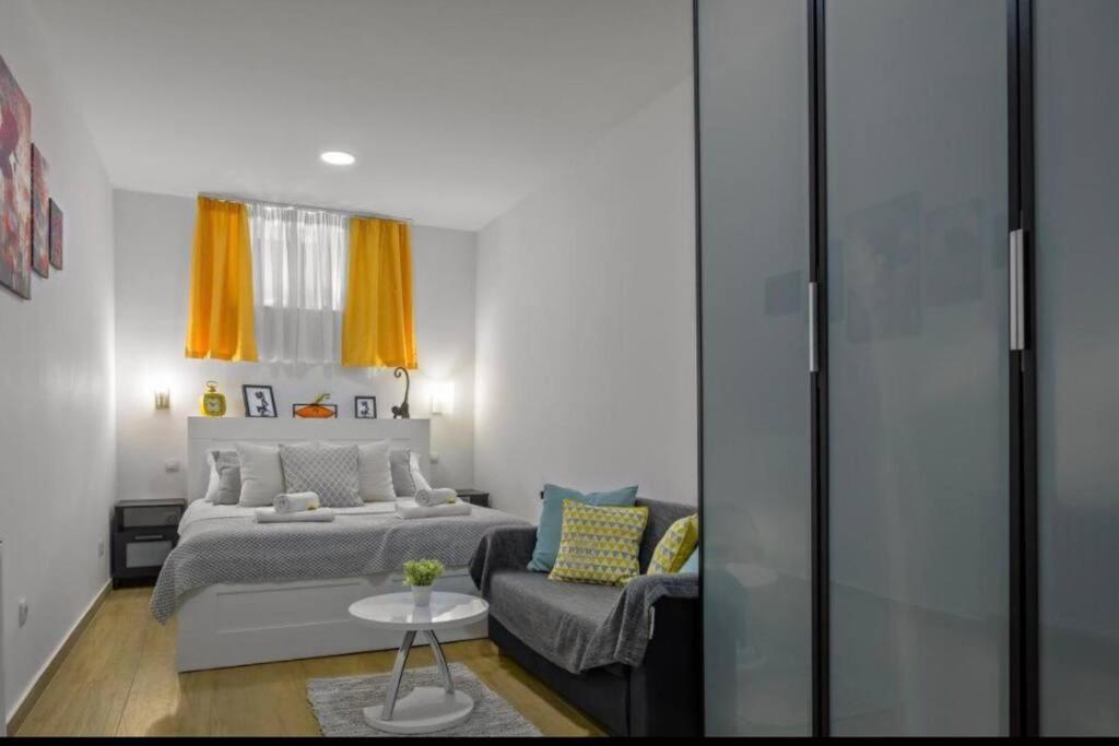 Apartment One Downtown