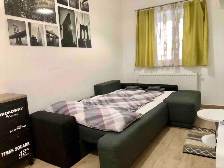 One Downtown Apartment *